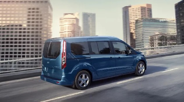 Ford Transit 2025: Hybrid and Redesign