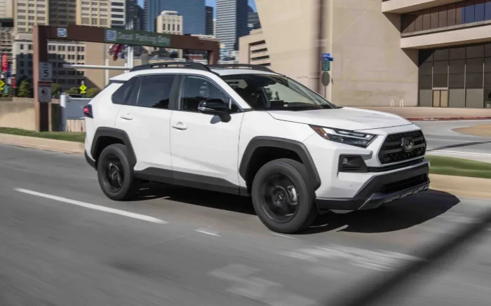 Toyota RAV4 2025: Redesign, Colors, and Interior