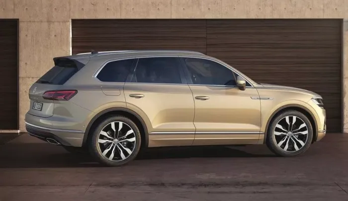 Volkswagen Touareg 2024: Interior, Changes, and Colors